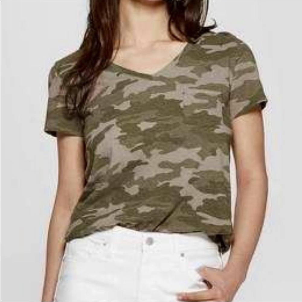 Universal Thread Shirt Camo Green